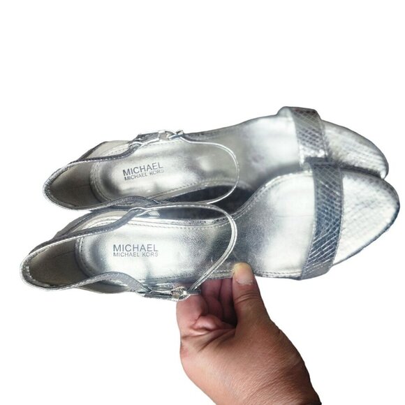 Michael Kors Leather Snakeskin Strappy Dressy Heeled Sandals Silver Women's 8.5M - Picture 10 of 14